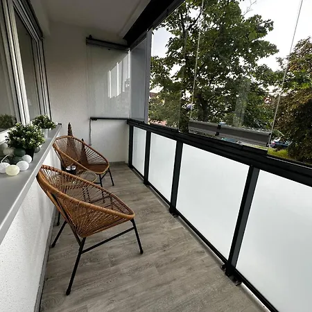 Ka-city, 3 Zi, 75qm, Parken, Balkon, Wlan, Netflix Ruhige Lage