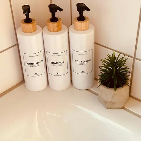 Ka-city, 3 Zi, 75qm, Parken, Balkon, Wlan, Netflix Ruhige Lage *