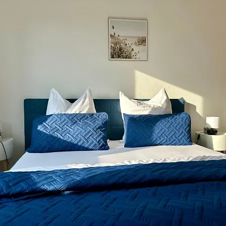 Ka-city, 3 Zi, 75qm, Parken, Balkon, Wlan, Netflix Ruhige Lage Apartment *