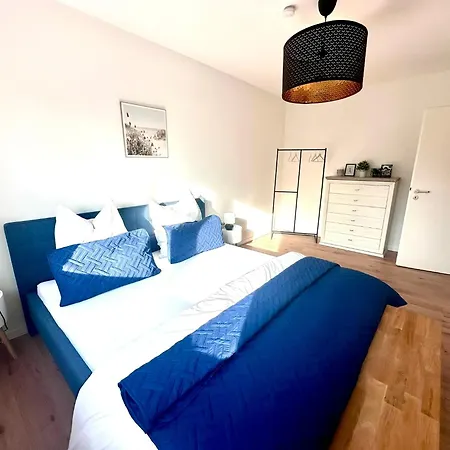 Apartamento Ka-city, 3 Zi, 75qm, Parken, Balkon, Wlan, Netflix Ruhige Lage